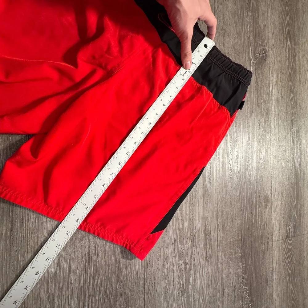Nike Swim Trunks Mens Large Red Mesh Lined Shorts Elastic Waist Pockets Swoosh